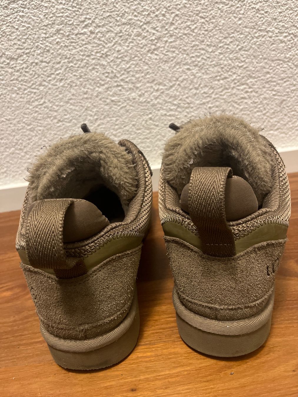 Ugg Scarpe da donna: UGG lowmel – Usato da Frauenfeld venduto da Lollipop77 3