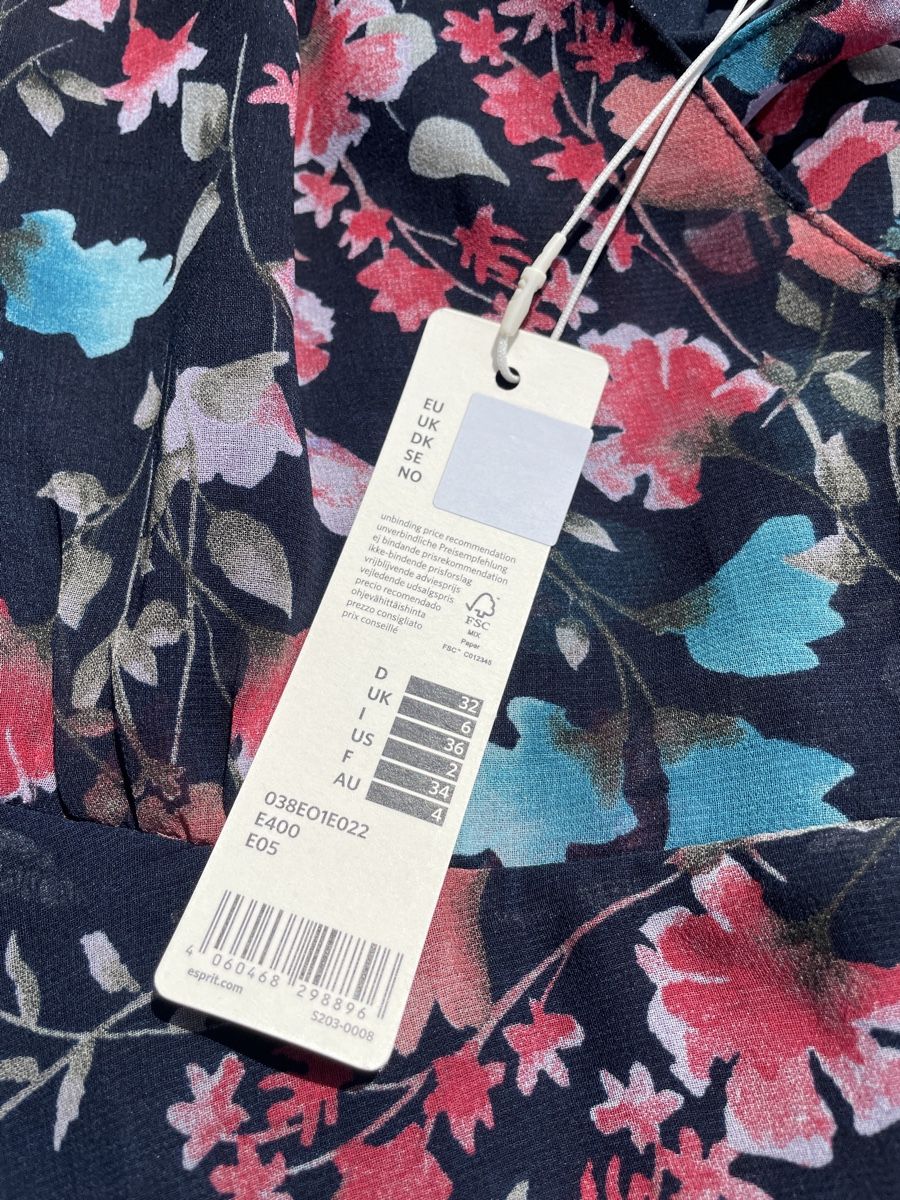 Esprit Robes: ESPRIT Kleid – Neuf avec emballage d'origine à Schwarzenburg par Sportback05 3