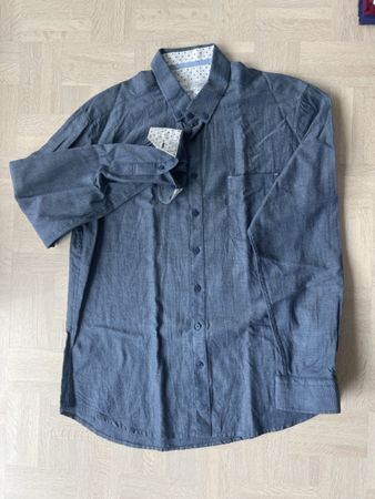 Herrenhemd blau Slim Fit Grösse 42 M-L guter Zustand