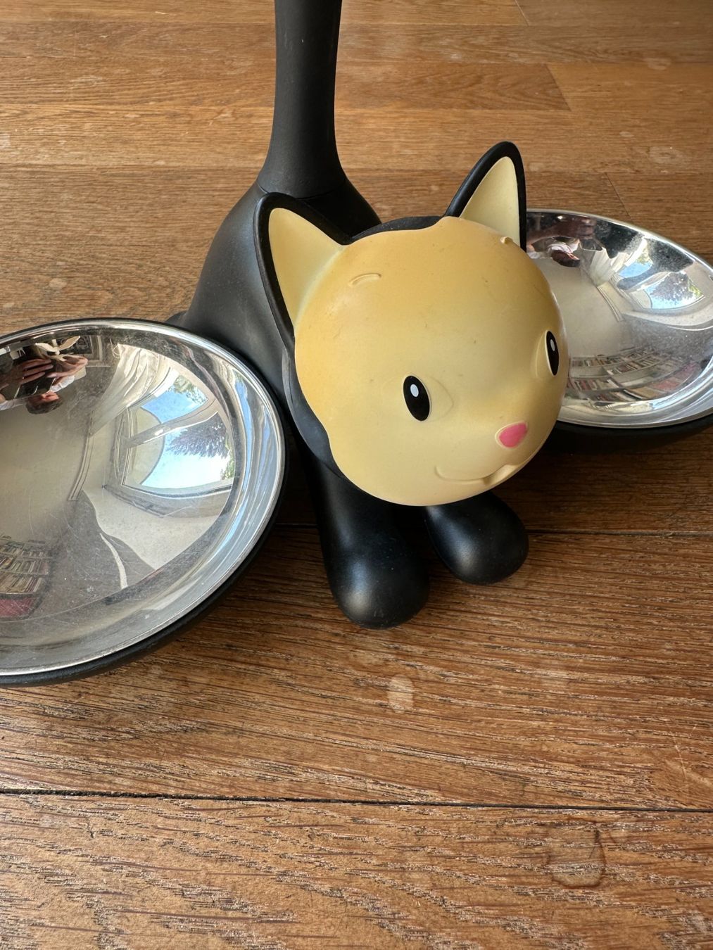 Alessi Schalen: Alessi schwarze Katze Futternapf – Gebraucht aus Luzern von Johannas-flohmarkt 1