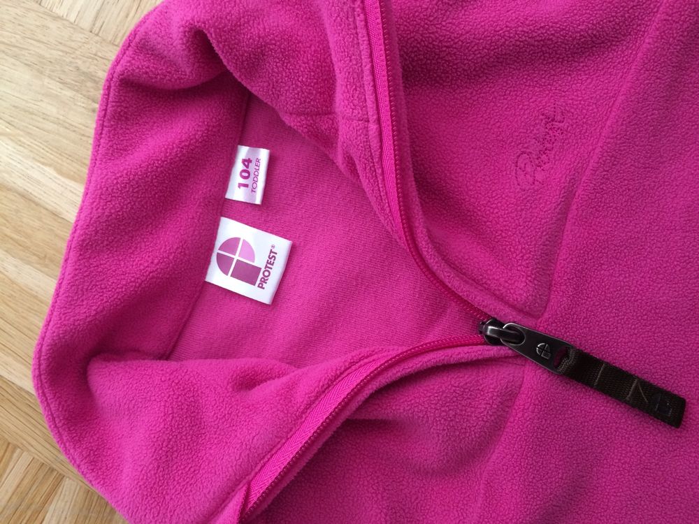 Pullover & Sweatshirts: Faserpelz Protest Kids Gr. 104, Fleecepulli, Skipullover – Gebraucht aus Flawil von Mito97 1