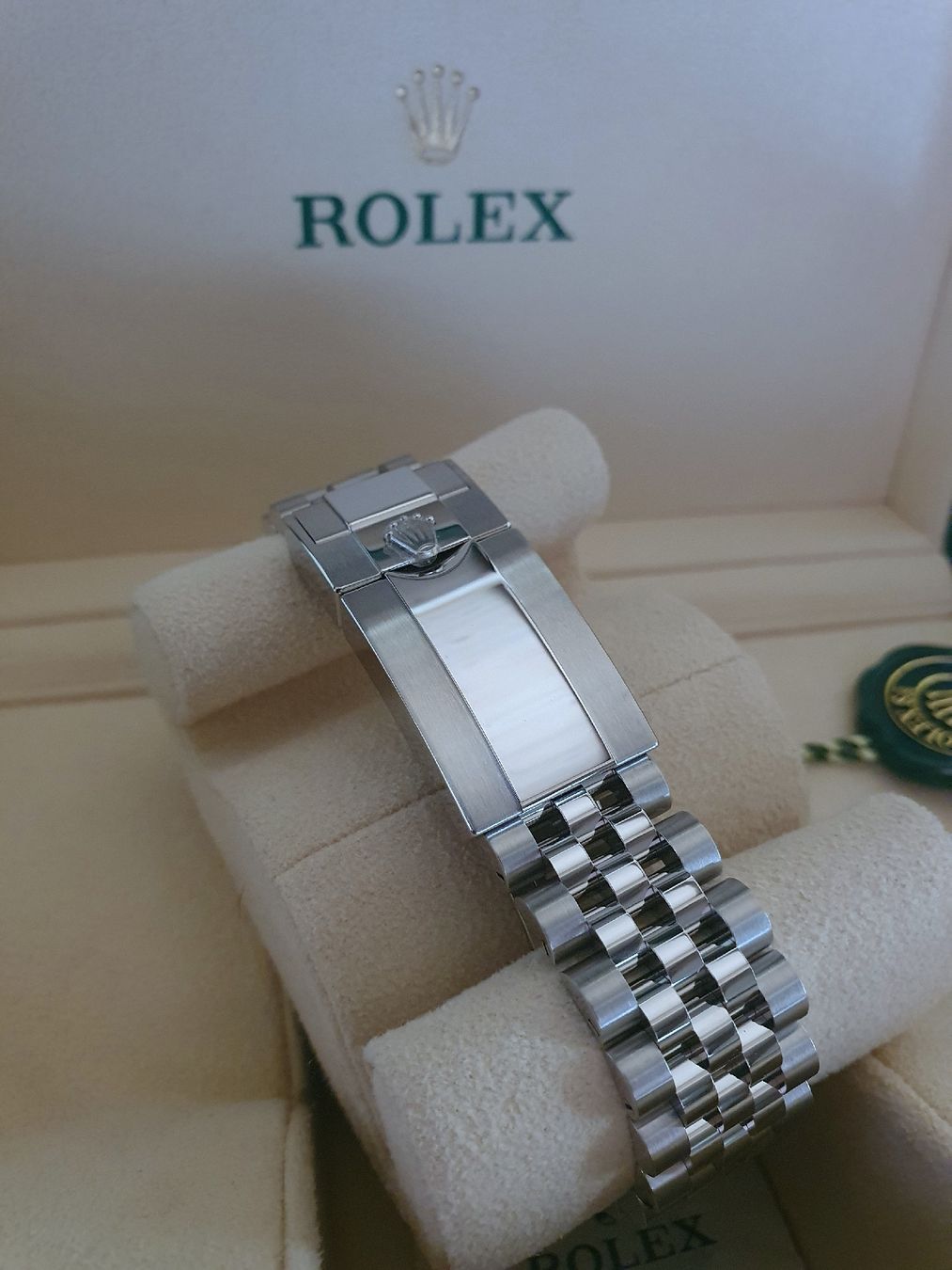 Rolex Orologi: Rolex GMT-MASTER II 126710BLRO 2023 MARK 2 mint condition – Nuovo (secondo la descrizione) da Genève venduto da VMVI 2