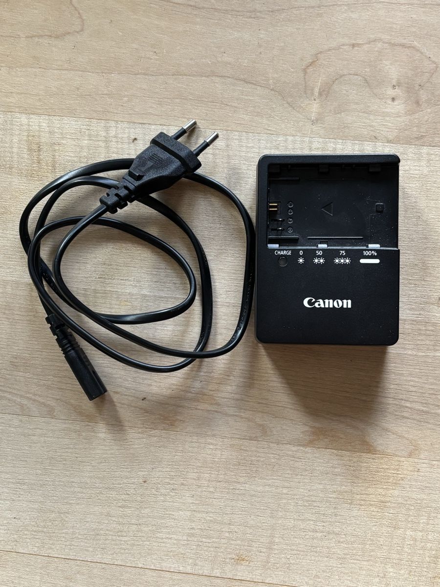 Canon Appareil photo: Canon EOS R6 Mark II Body mit Cage – Neuf (Voir description) à Ins par man_5rjt 6