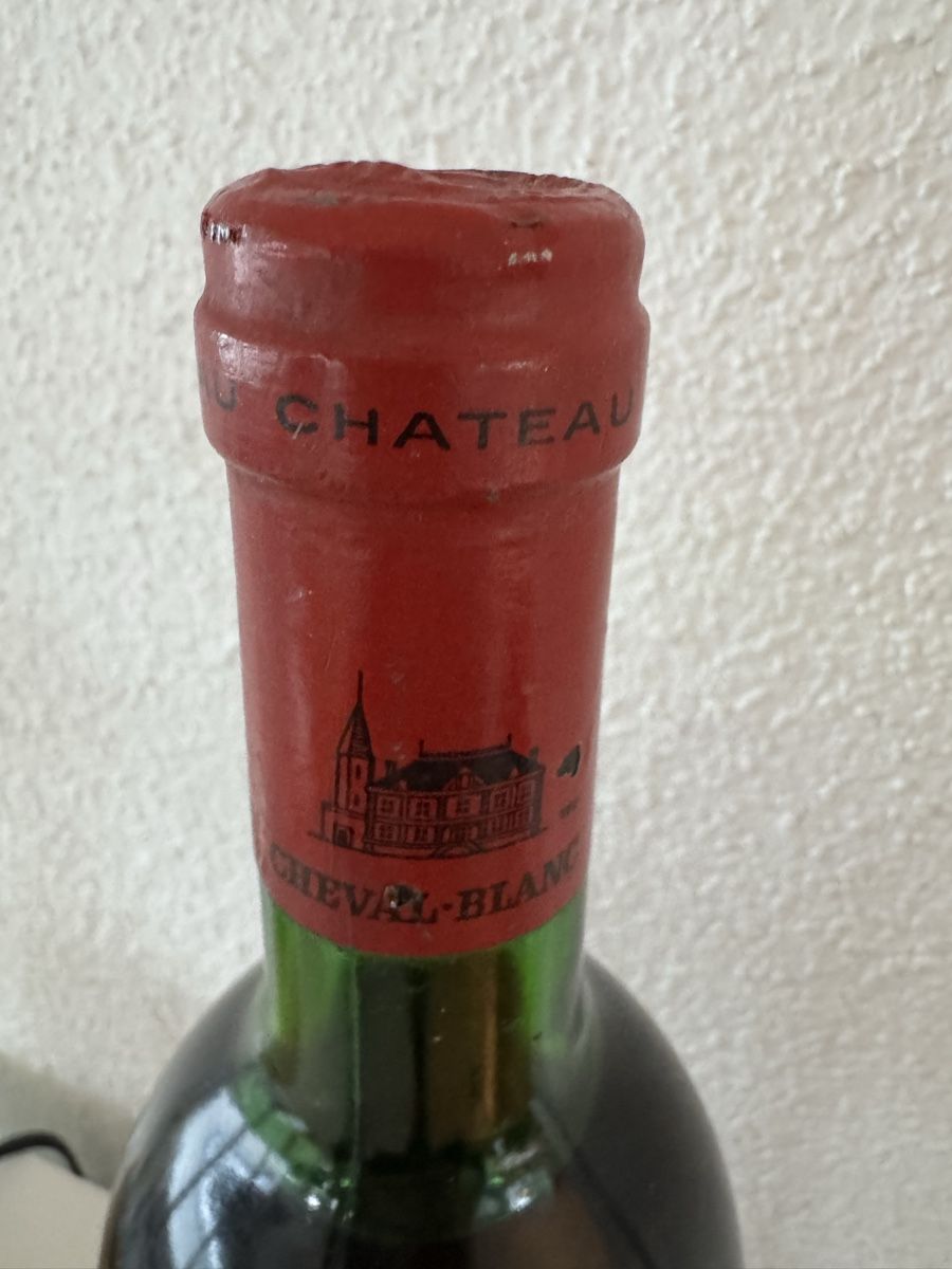 Vins: Château Cheval Blanc 1976 Saint Emilion  – Neuf avec emballage d'origine à Zürich par Uga6 2