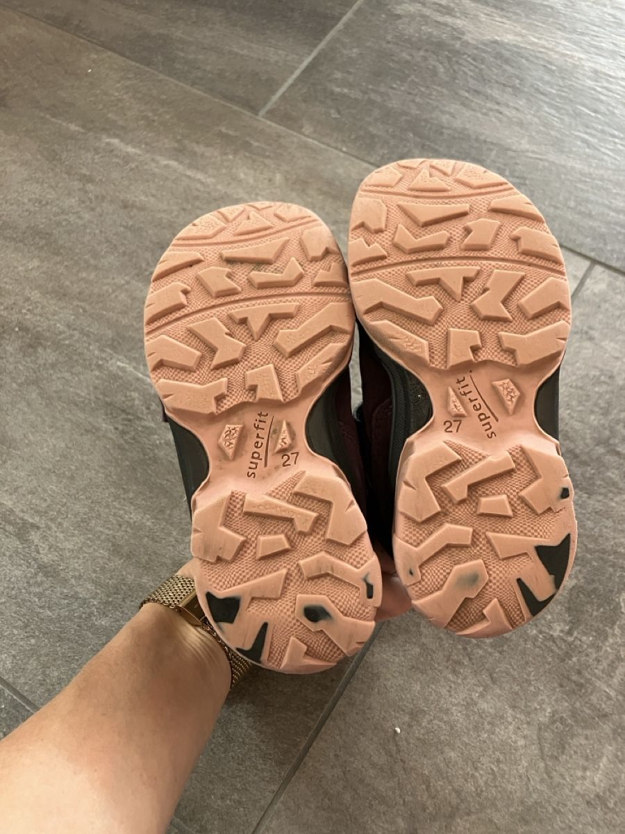 Superfit Scarpe per ragazze: Superfit Schuhe Gr. 27 – Usato da Niederrohrdorf venduto da Nici119 2