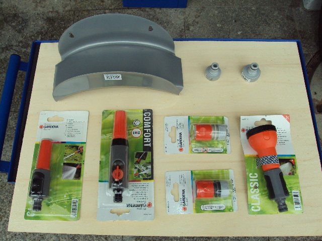Gardena Alle Werkzeuge: Gardena - Garnituren mit 2 Schlauchhalter – Neu und originalverpackt aus Kaltbrunn von hotspot74