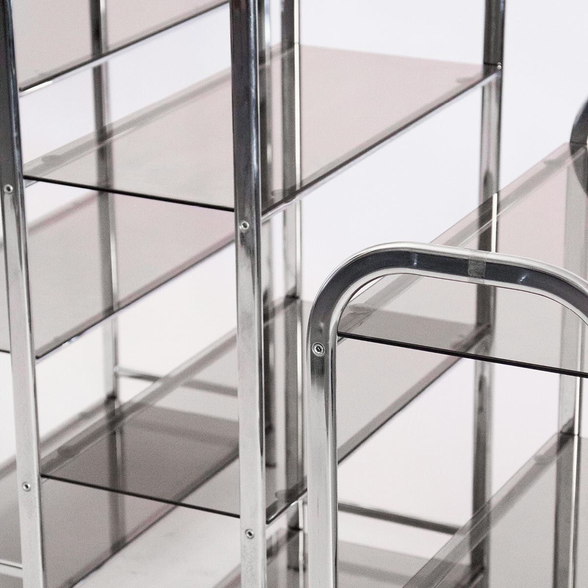 Scaffali: 2x Mid Century Regal - Chrom + Rauchglas – Usato da Luzern venduto da yves.99 1