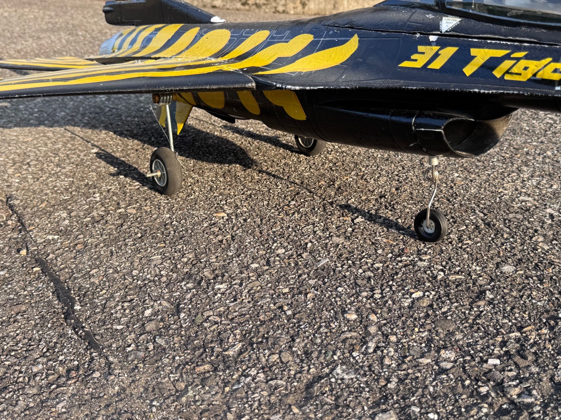 Modellismo RC: RC F-16 Tiger – Usato da Bärau venduto da nic_frj8 5