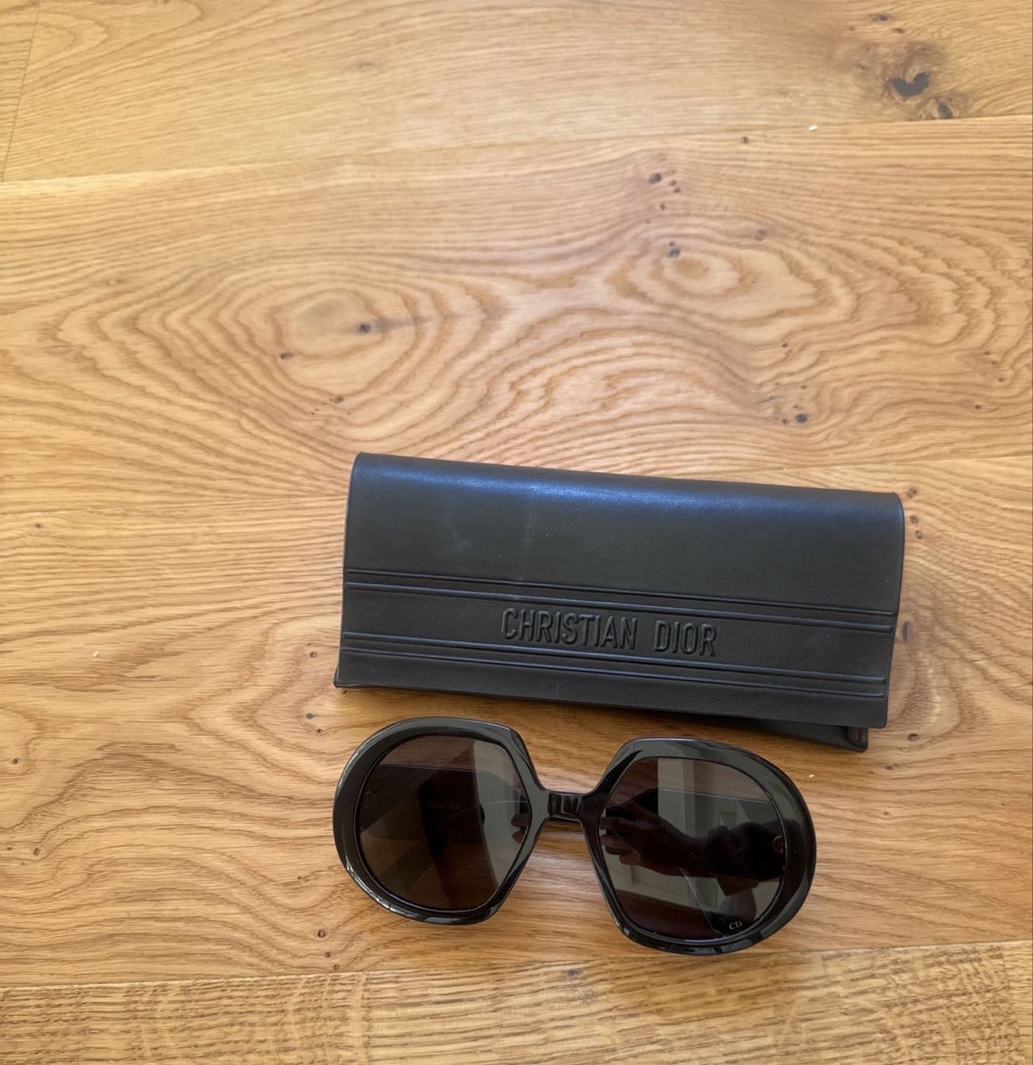 Dior Brillen & Gläser: Dior Sonnenbrille Schwarz oversize – Gebraucht aus Meilen von Shadenne 1