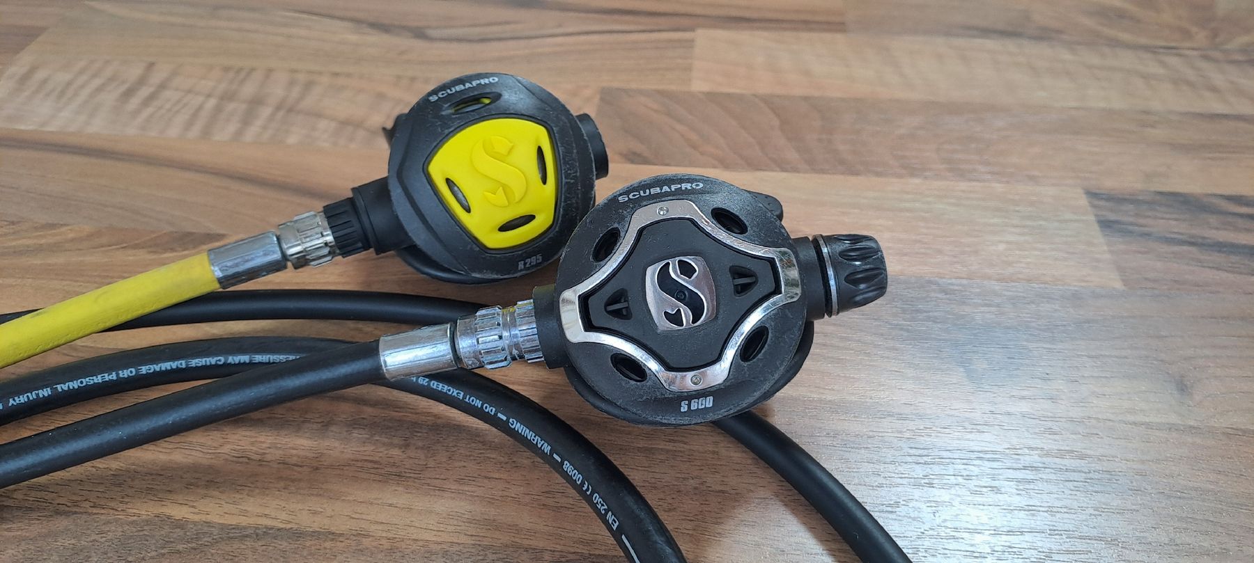 Scubapro Atemregler & Jackets: Scubapro MK17 Atemregler  – Gebraucht aus Niederdorf von fah_9wky 2