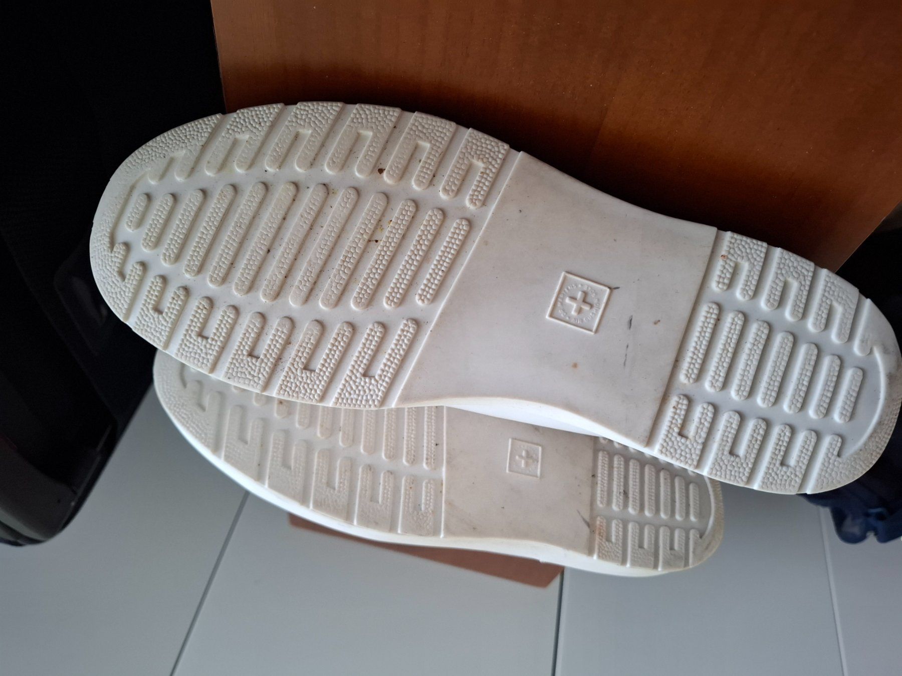 Dr. Martens Herrenschuhe: Dr. Martens Schuhe - 45 – Gebraucht aus Schaffhausen von DPJ88 5
