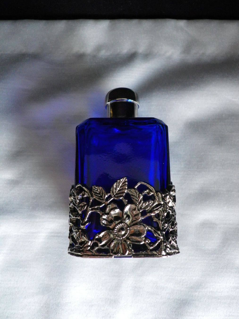 Flaconi: Blauer Flacon – Usato da Reinach BL venduto da Annodomini 4