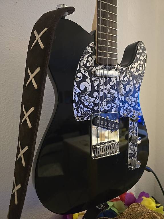 Fender Instruments de musique: Fender telecaster – D'occasion à Novazzano par sch_z2dm