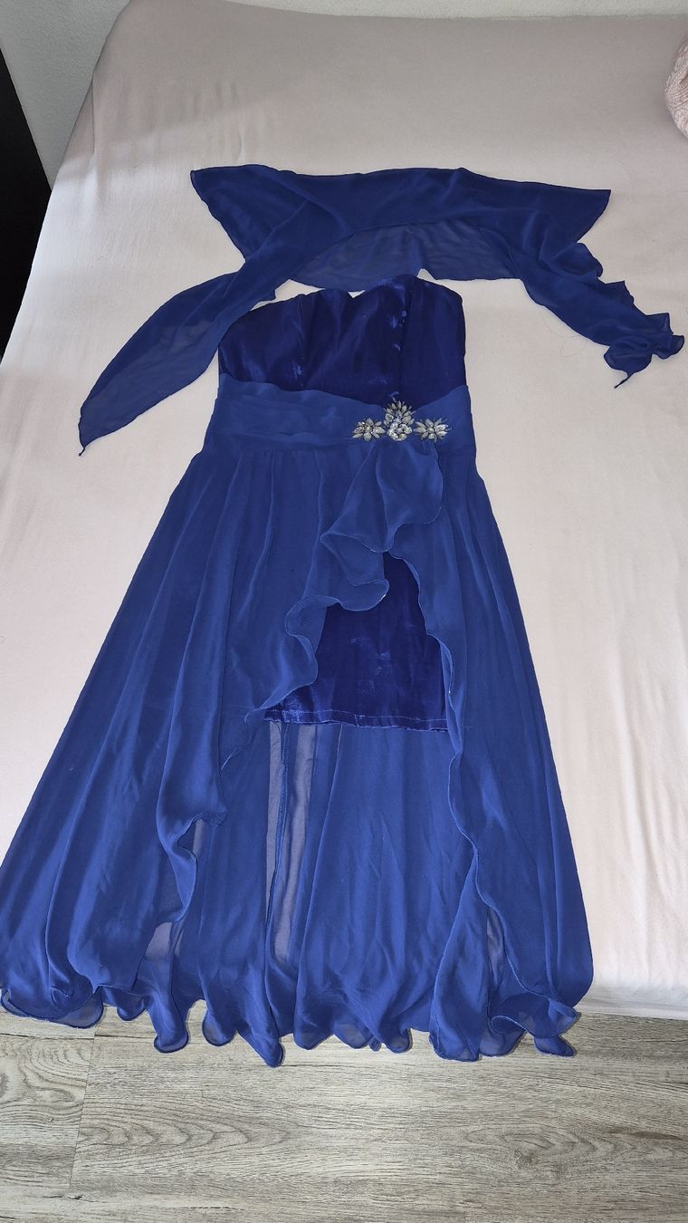 Kleider: Kleid nur 40Fr. – Gebraucht aus Zürich von ste_58ck