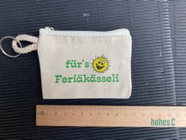 Schlüsselanhänger mit Mini-Baumwolltäschli