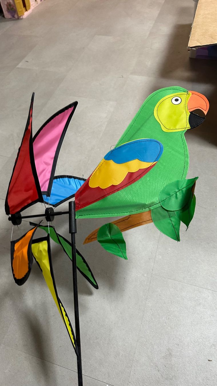 Sonstige Dekorationen & Accessoires: Papagei-Windspiel Windrad für Garten oder Balkon neu! – Neu (gemäss Beschreibung) aus Schönenbuch von marisli80