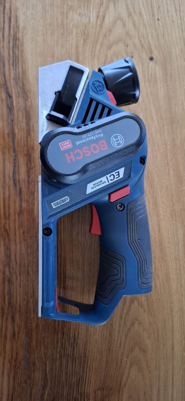 Bosch Tutti gli attrezzi: Bosch GHO 12V hobel, Professionell – Usato da Guntershausen venduto da Jtattoo