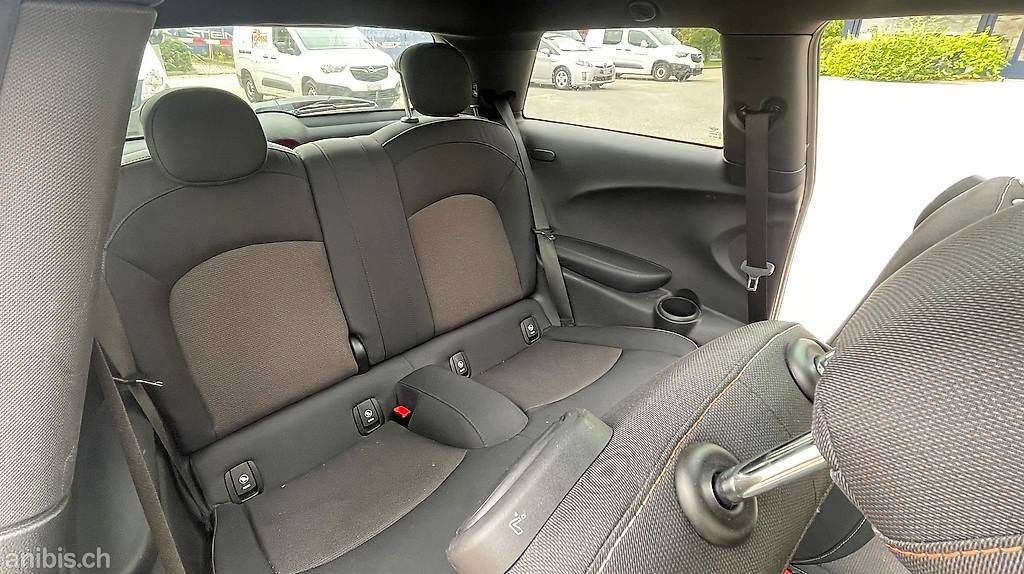 Mini Automobili: Mini Cooper Blackyard – Usato da Renens VD venduto da marclausanne 3