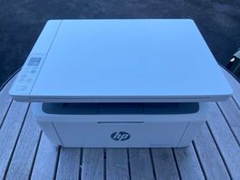 HP- LASER JET MFP M140w