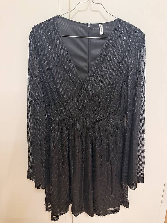 Vestiti: Schwarzes Glitzerkleid Grösse 36/38 – Usato da Zürich venduto da Lice1