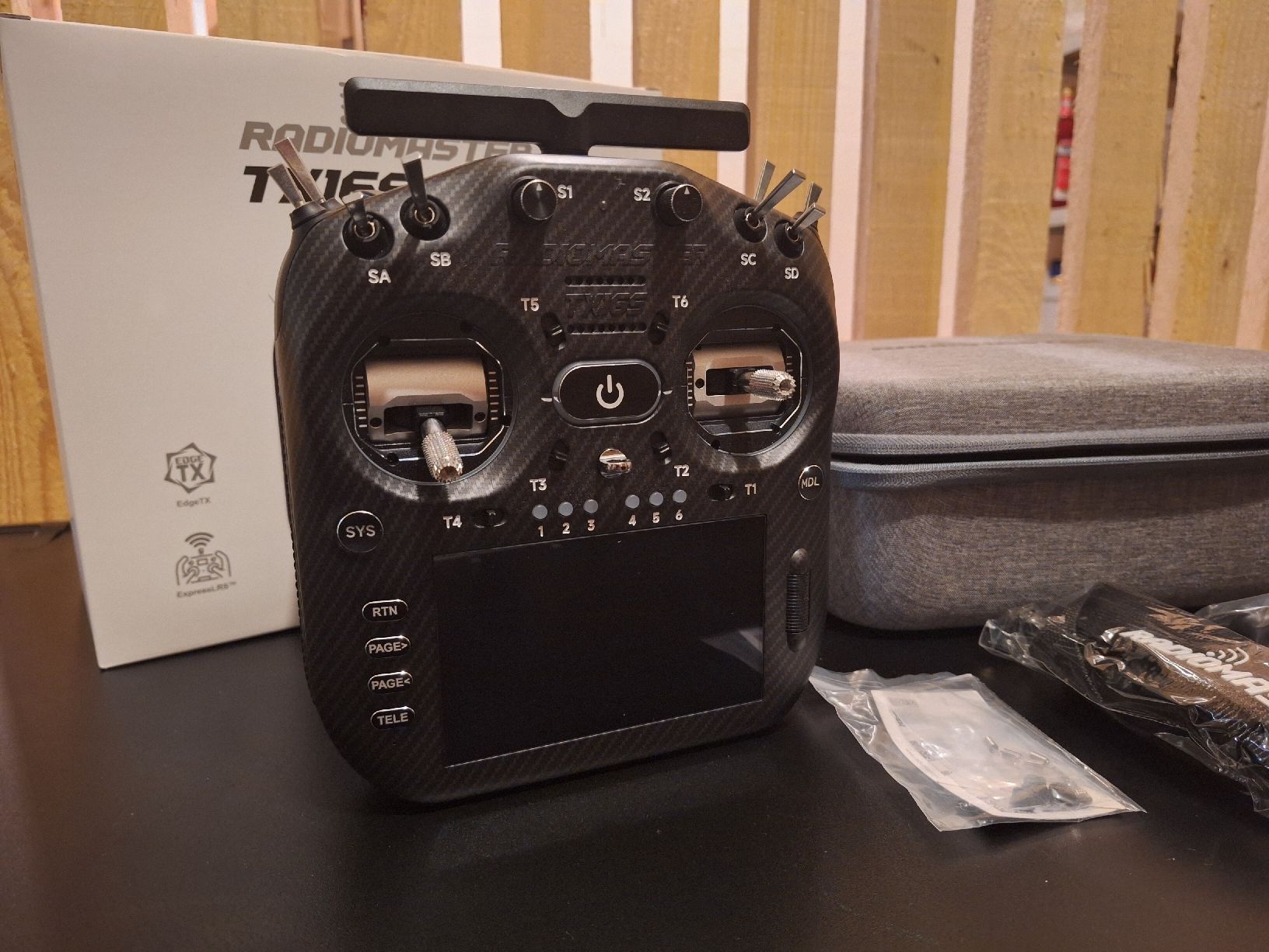 Radiomaster Commande à distance: Radiomaster TX16S MK3 MAX avec mallette et accessoires – Neuf (Voir description) à Missy par Heli1565 1