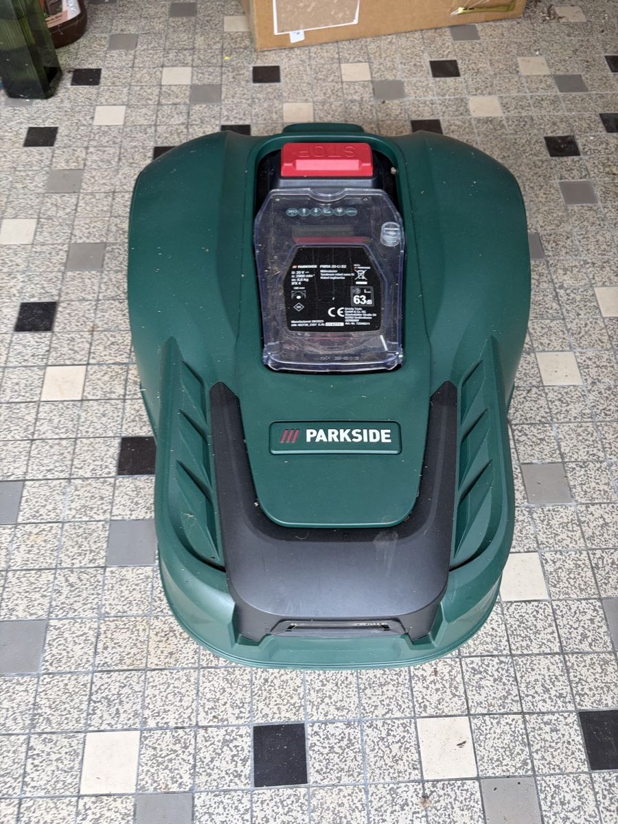 Parkside Tagliaerba: Parkside Rasenmäher Roboter – Usato da Gelterkinden venduto da maroni10