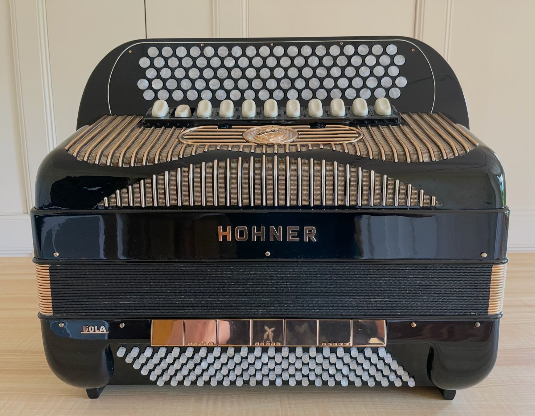 Instruments de musique: Hohner Gola 5-chörig – D'occasion à Därstetten par pos_w5ss
