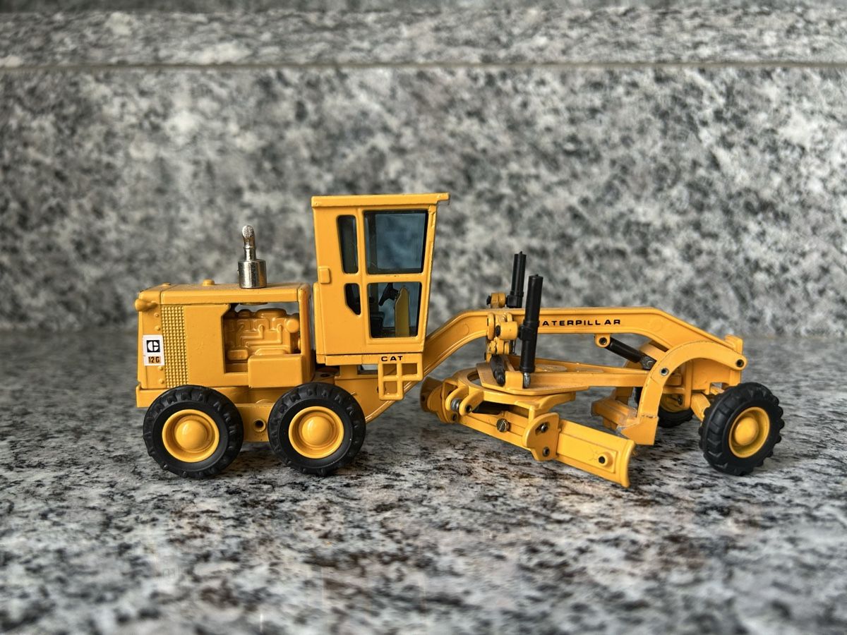 Joal Kit di modellismo & Modellini statici: Caterpillar Greder, 1:50, Joal – Usato da Horw venduto da Tigercat635