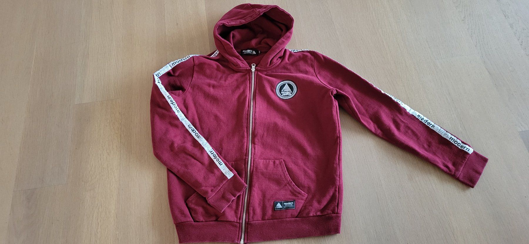 Vestes & Manteaux: Sweatshirtjacke – D'occasion à Amlikon-Bissegg par Schnuefeli4