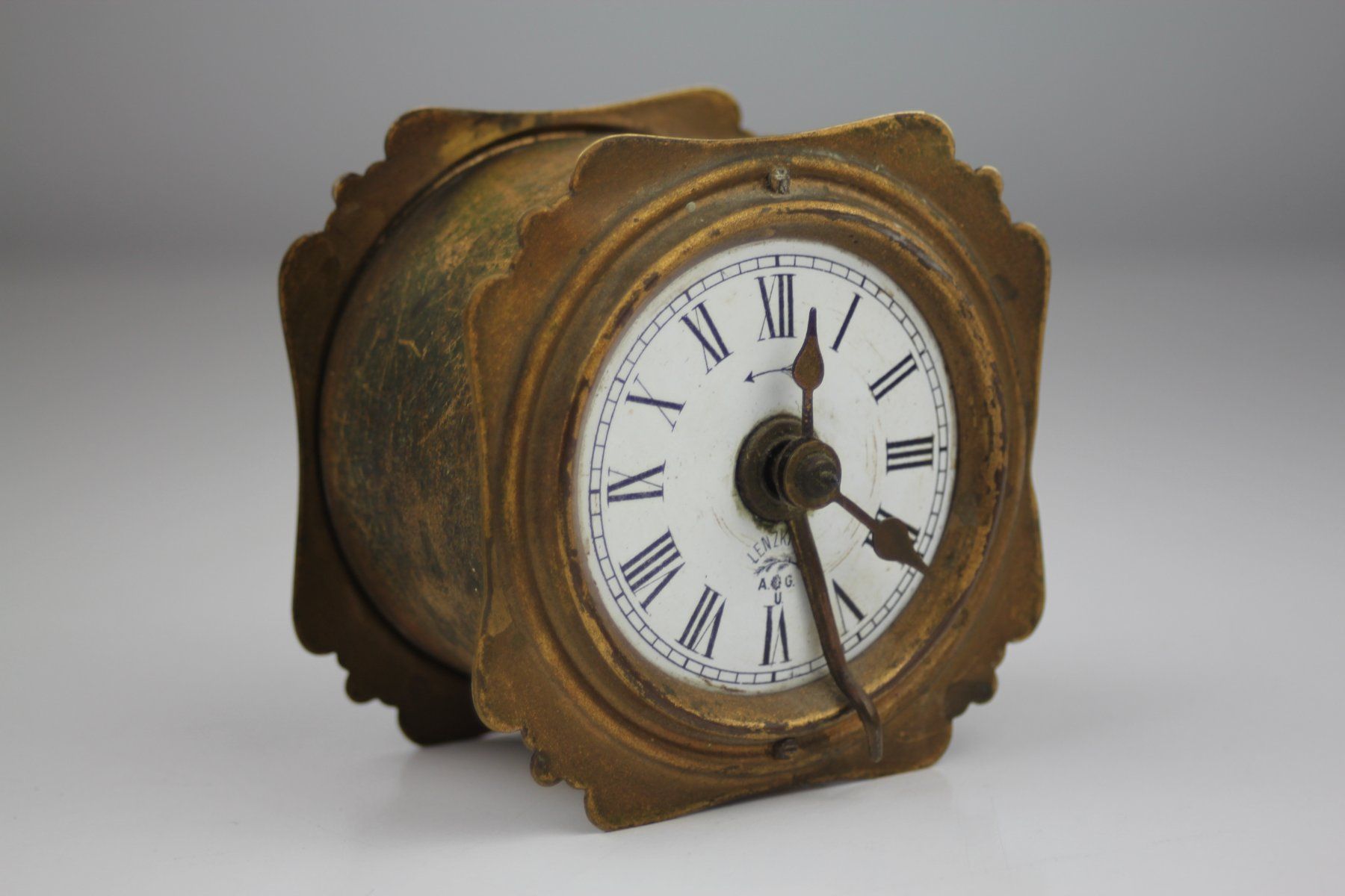Sveglie: Altes  Lenzkirch Wecker Messing Uhr – Usato da Basel venduto da IRMAundFRED 1