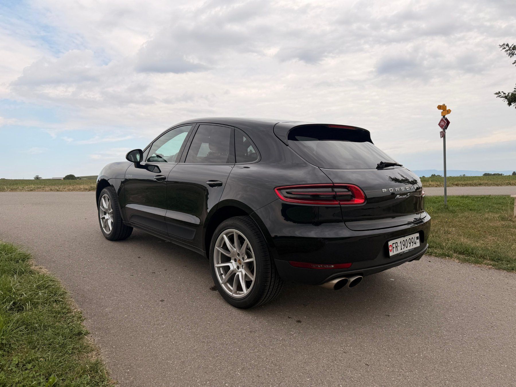Porsche Autos: Porsche Macan S – Gebraucht aus Vuisternens-Romont von floriangolliard 3