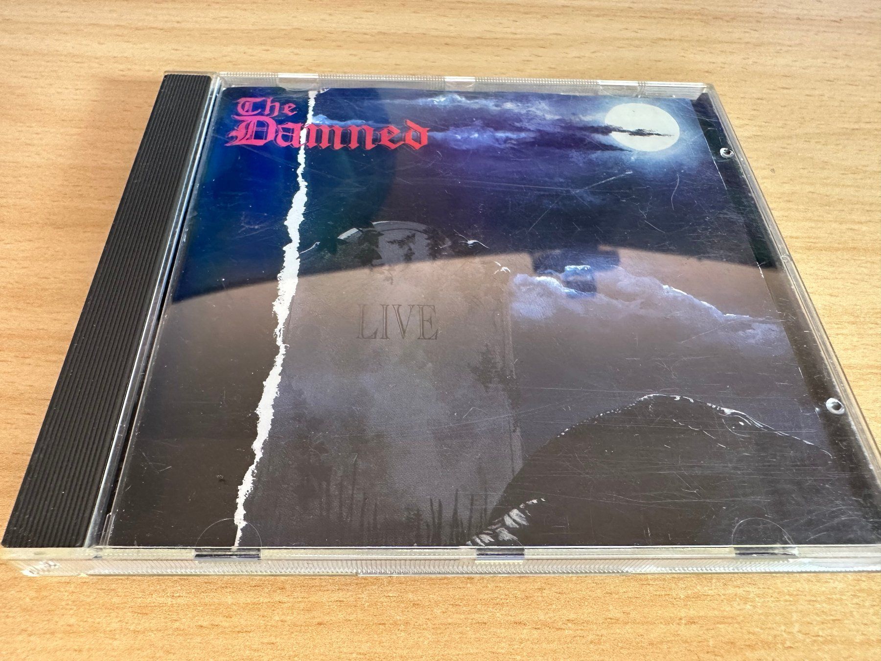 CD: The Damned – Live – Usato da Rikon im Tösstal venduto da Alpenmutz