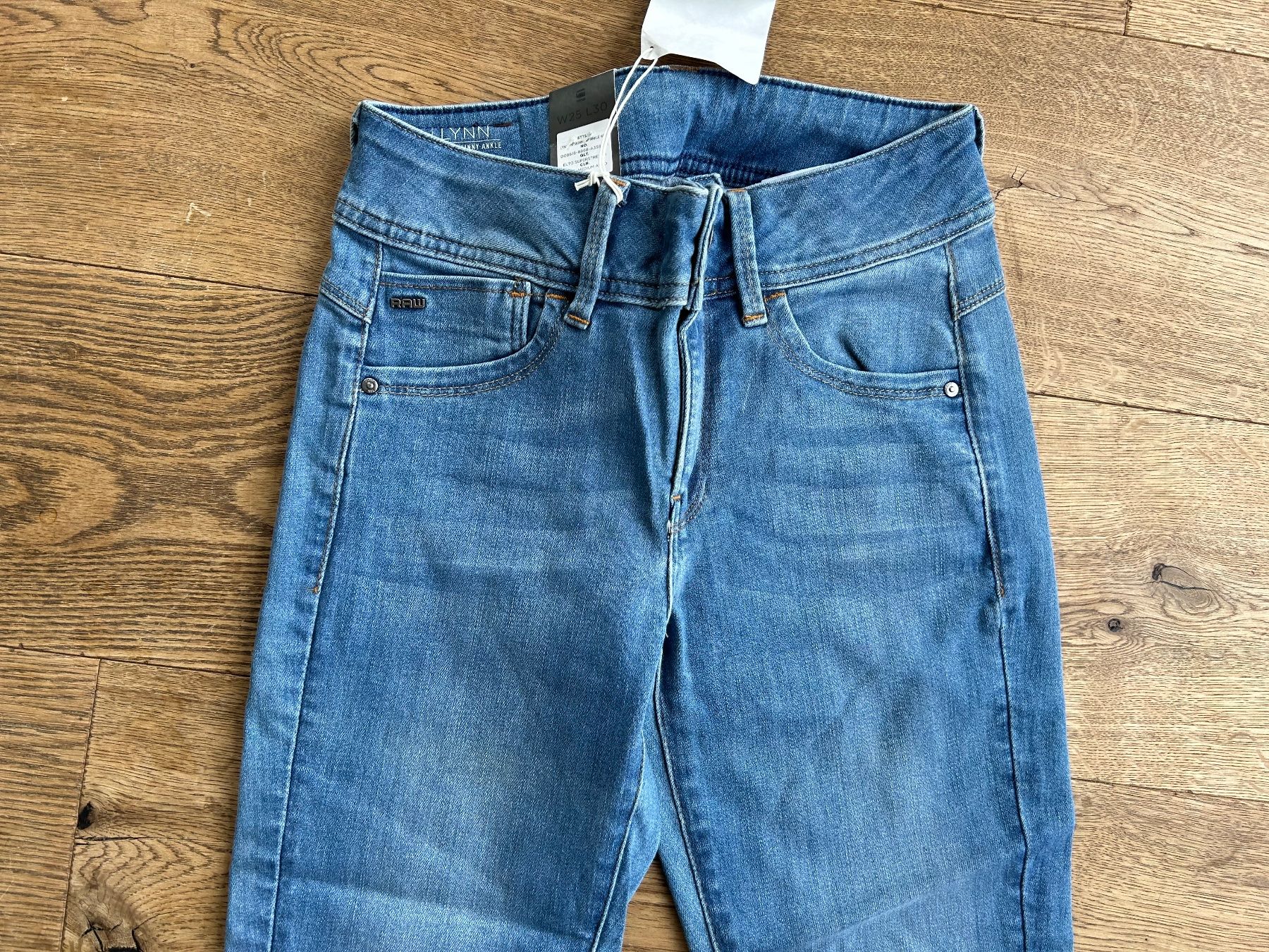G-Star Jeans: Jeans, G-Star //NEU// 25/30 – Nuovo (secondo la descrizione) da Stettfurt venduto da outlet72 3