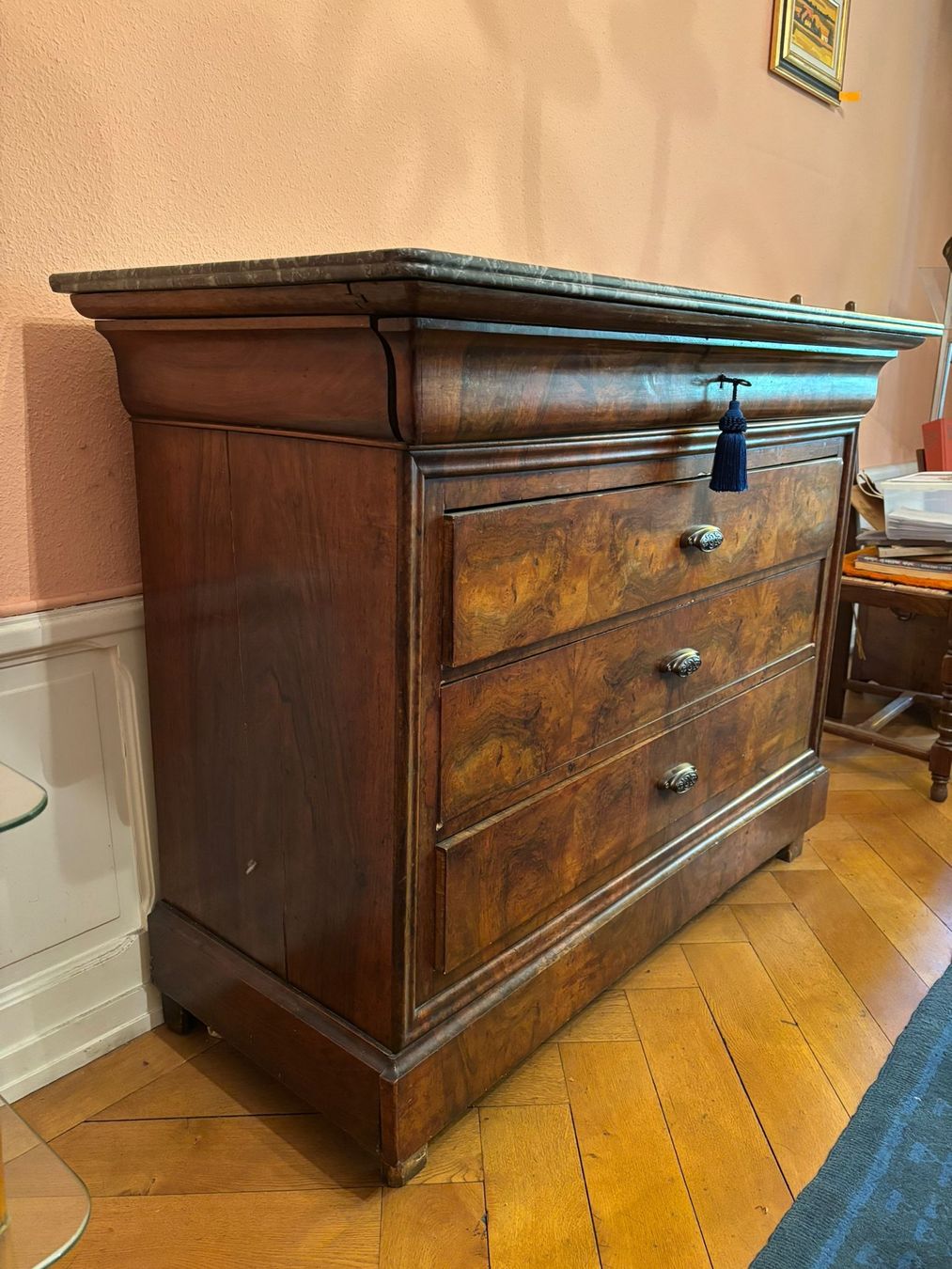Cassettiere: Commode Louis Philippe en noyer époque XIXe siècle – Usato da Plan-les-Ouates venduto da lau_g8js 3