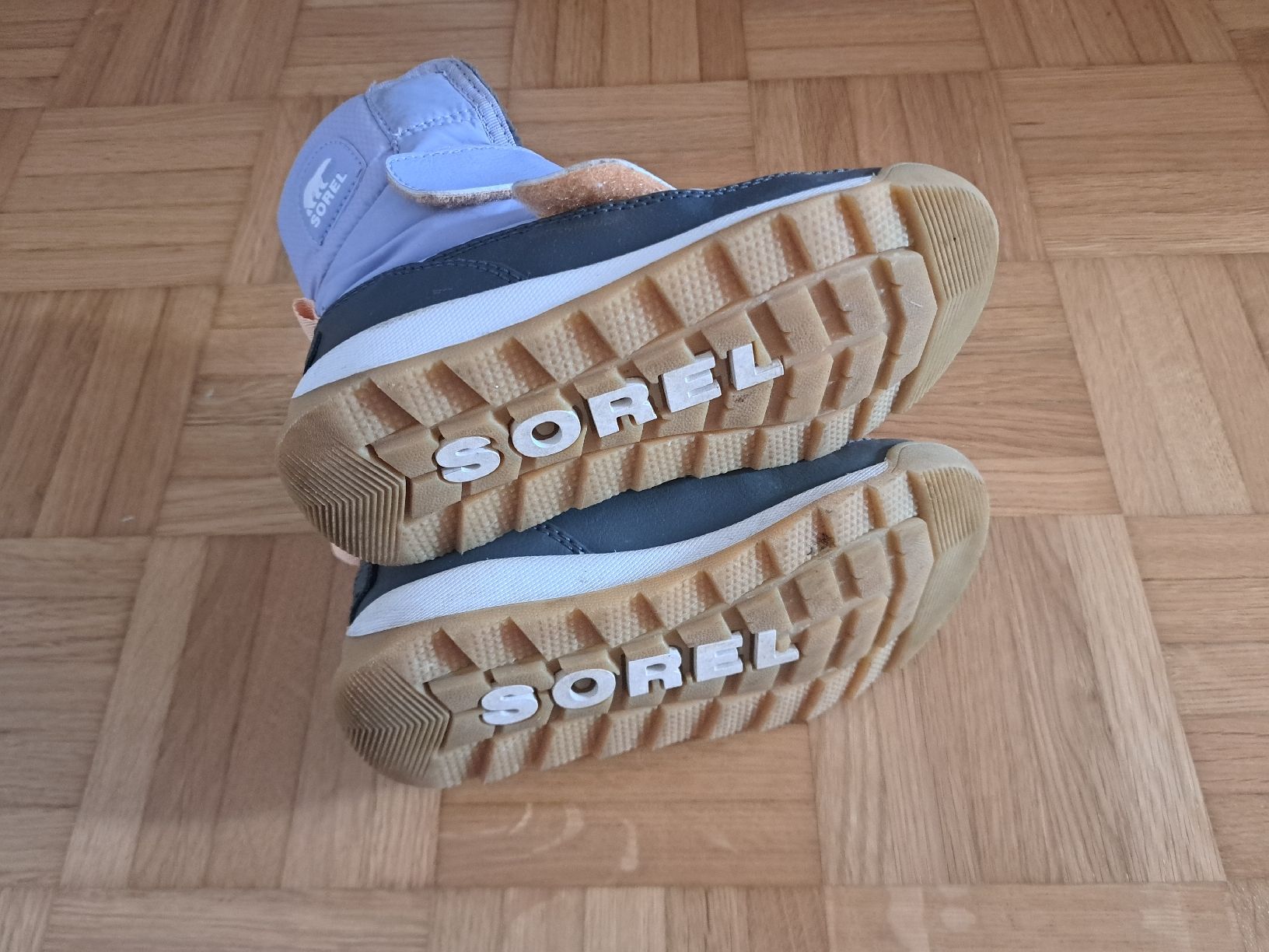 Sorel Chaussures garçon: Kinder Winterstiefel Sorel / Grösse 28 – D'occasion à Zürich par lajoh63 1