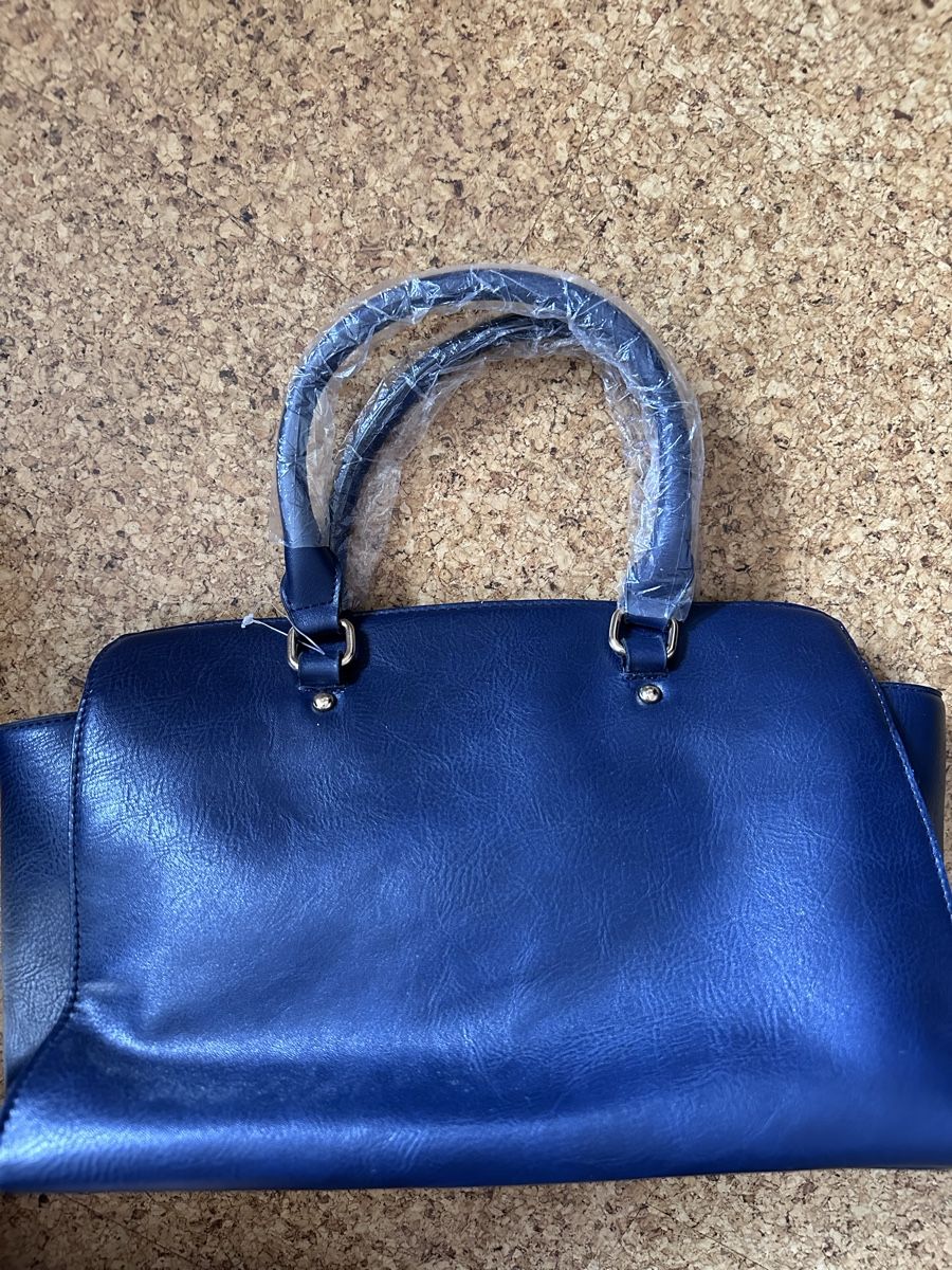 Borse da donna: Sac à main – Nuovo (secondo la descrizione) da Biel/Bienne venduto da Eri_25px