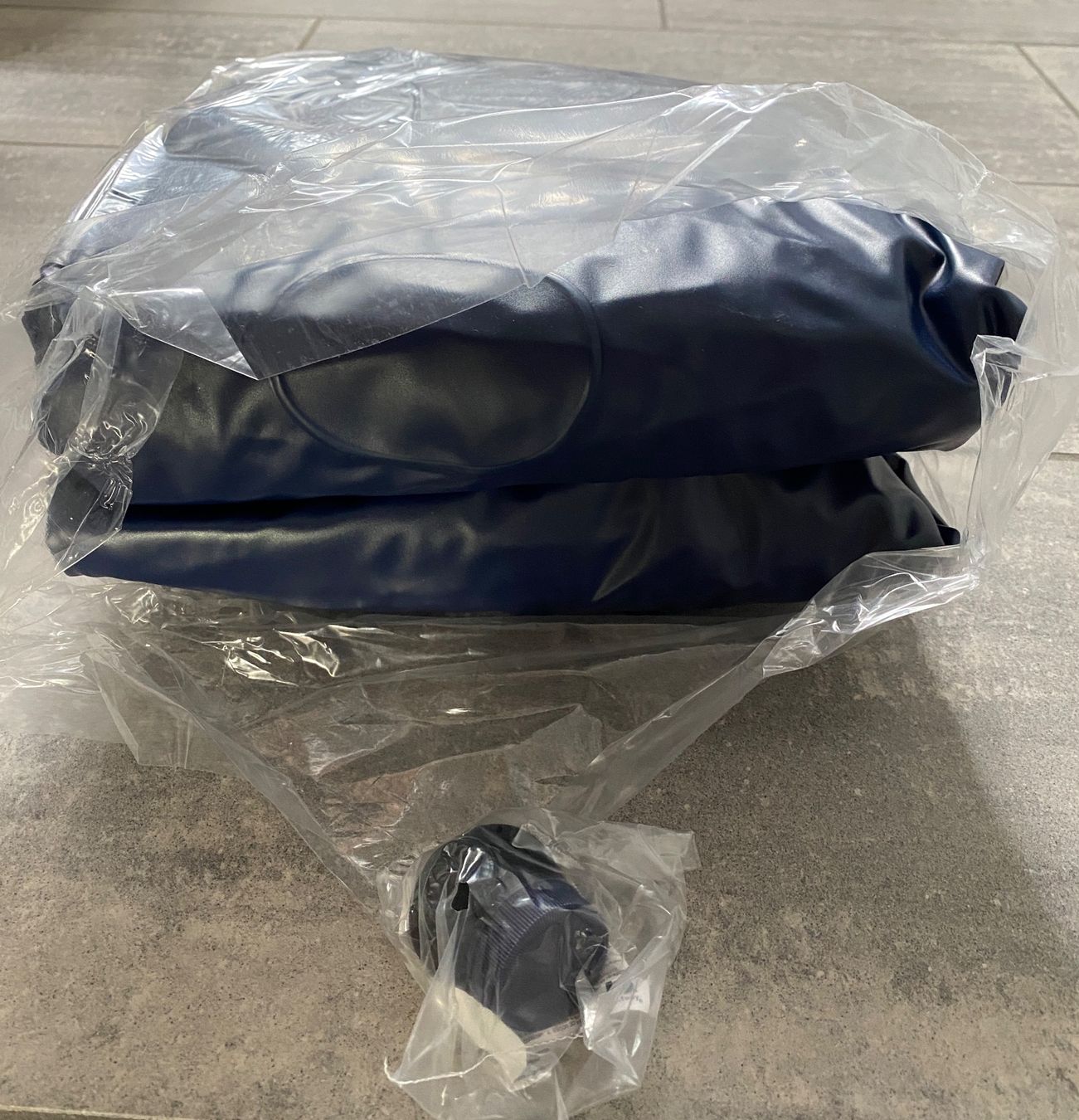 Bestway Materassi: Originalverpacktes Luftbett (Marke Bestway) – Nuovo e nell'imballaggio originale da Gutenswil venduto da Glitzersternchen 1