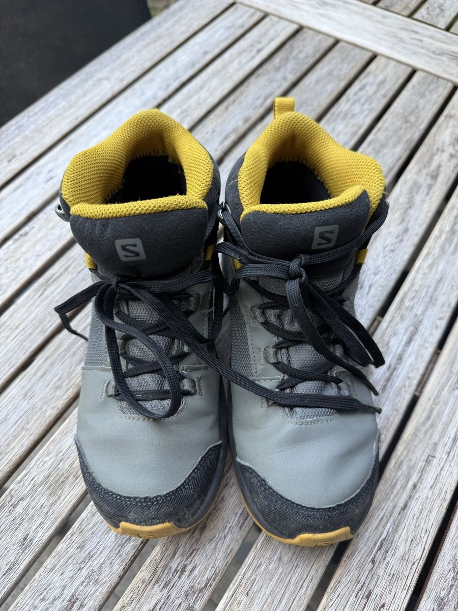 Scarpe per ragazzi: Wanderschuhe Salomon Gr. 36 – Usato da Gebenstorf venduto da Miami81