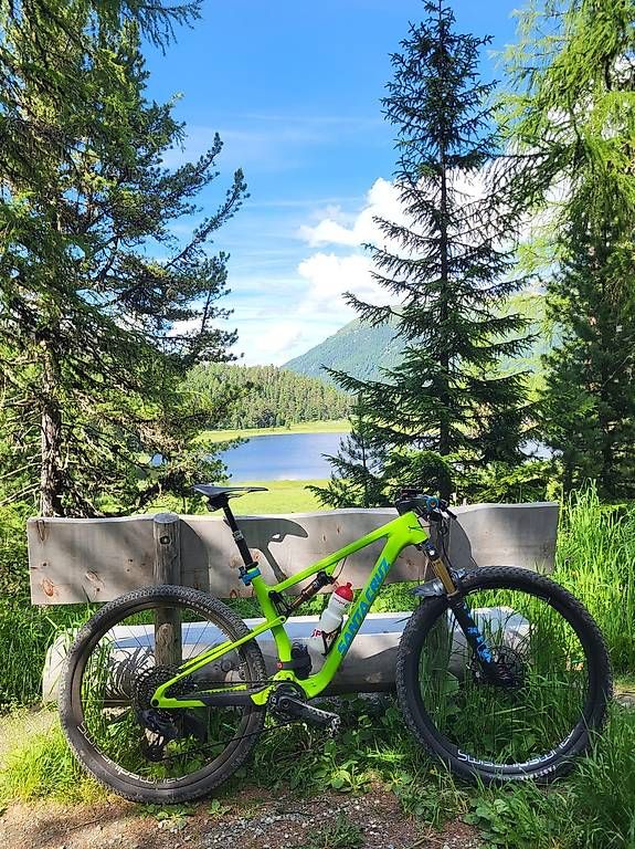 Santa Cruz Biciclette: Santa Cruz Blur CC customisé – Usato da Düdingen venduto da daf_bl7q 2