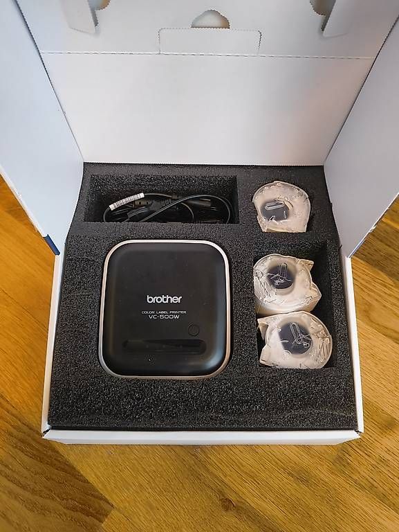 Stampanti: Brother VC-500W Etikettendrucker – Usato da Wolfhalden venduto da Snaegi 1