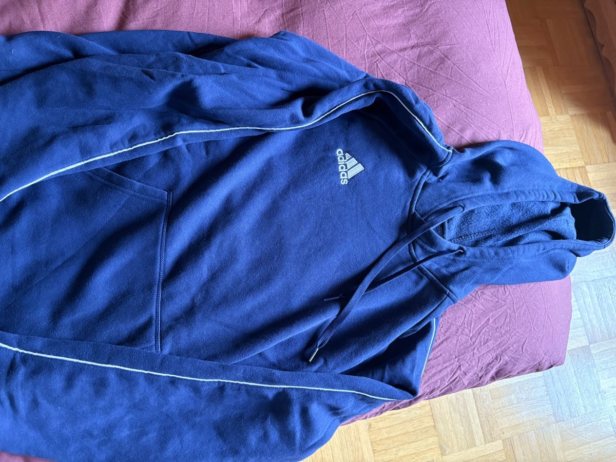 Adidas Maglioni & Felpe: Hoodie – Usato da Ardez venduto da helena.erny