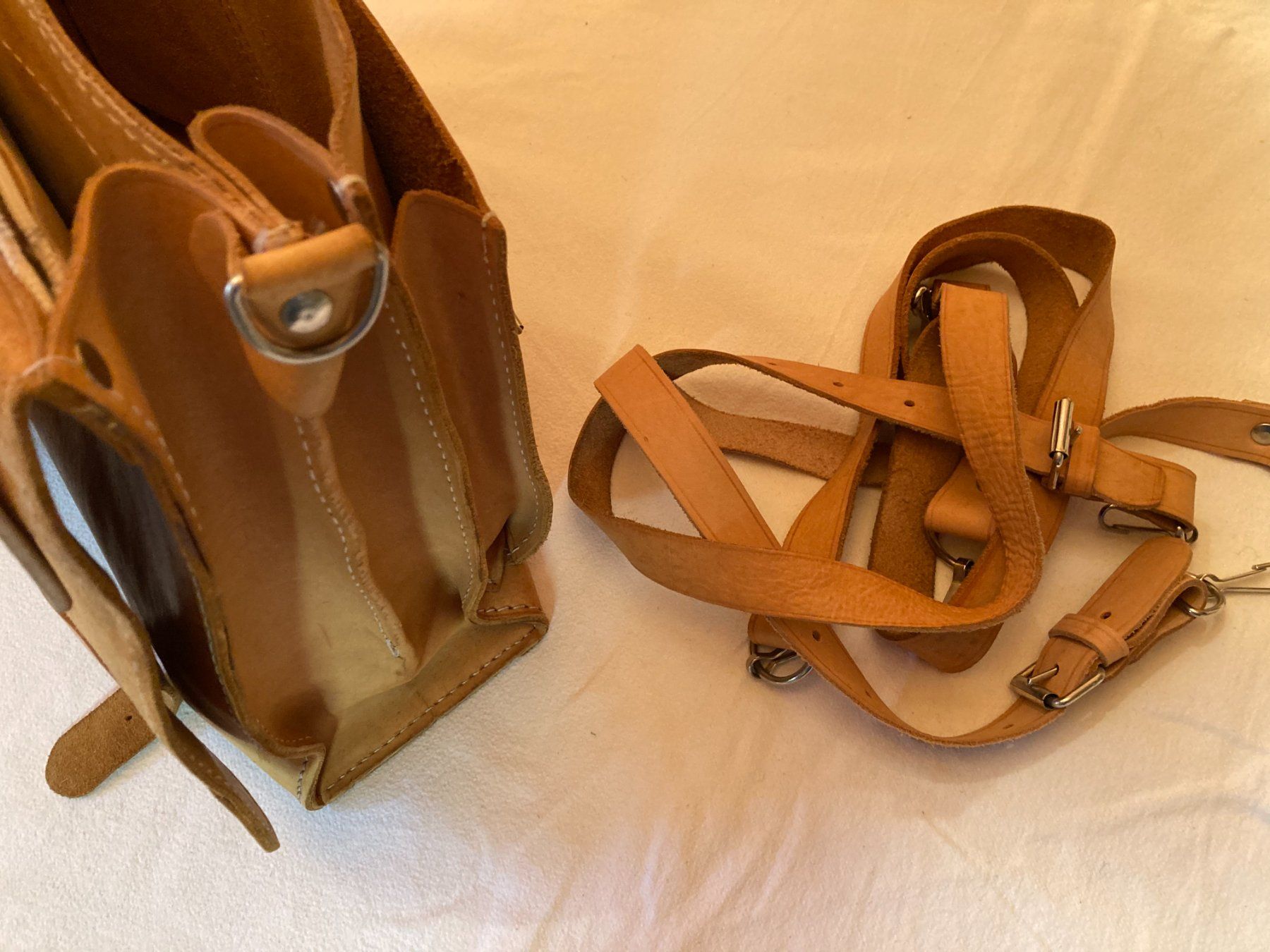 Koffer & Taschen: Leder-Mappe – Neu (gemäss Beschreibung) aus Jegenstorf von Mm2448 4