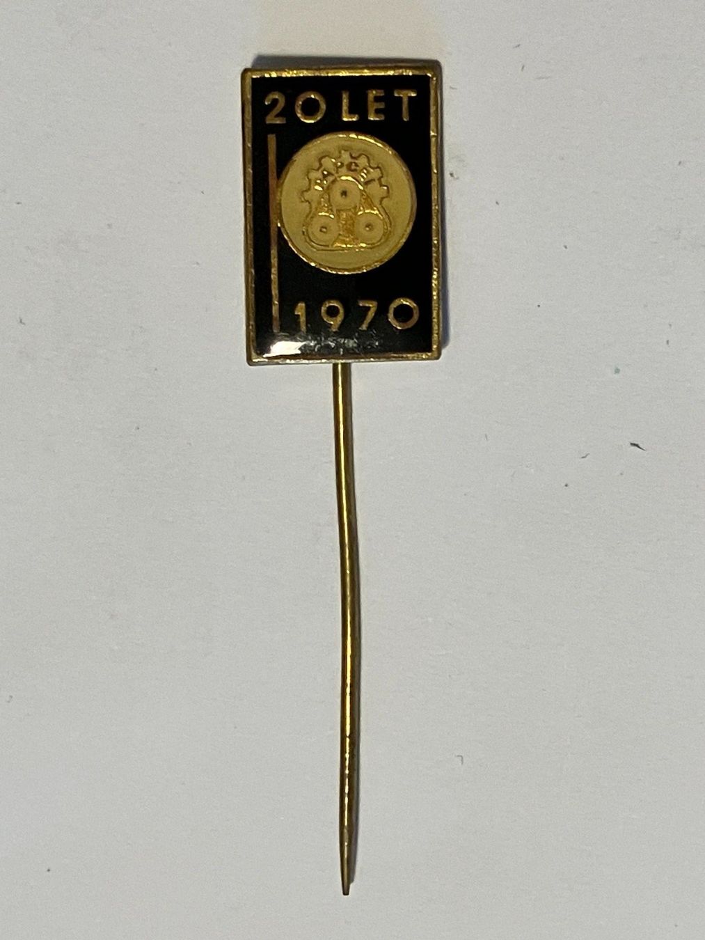 Placchette & Badge: 1 Anstecknadel 20 Let 1970  – Usato da Basel venduto da djwwpp