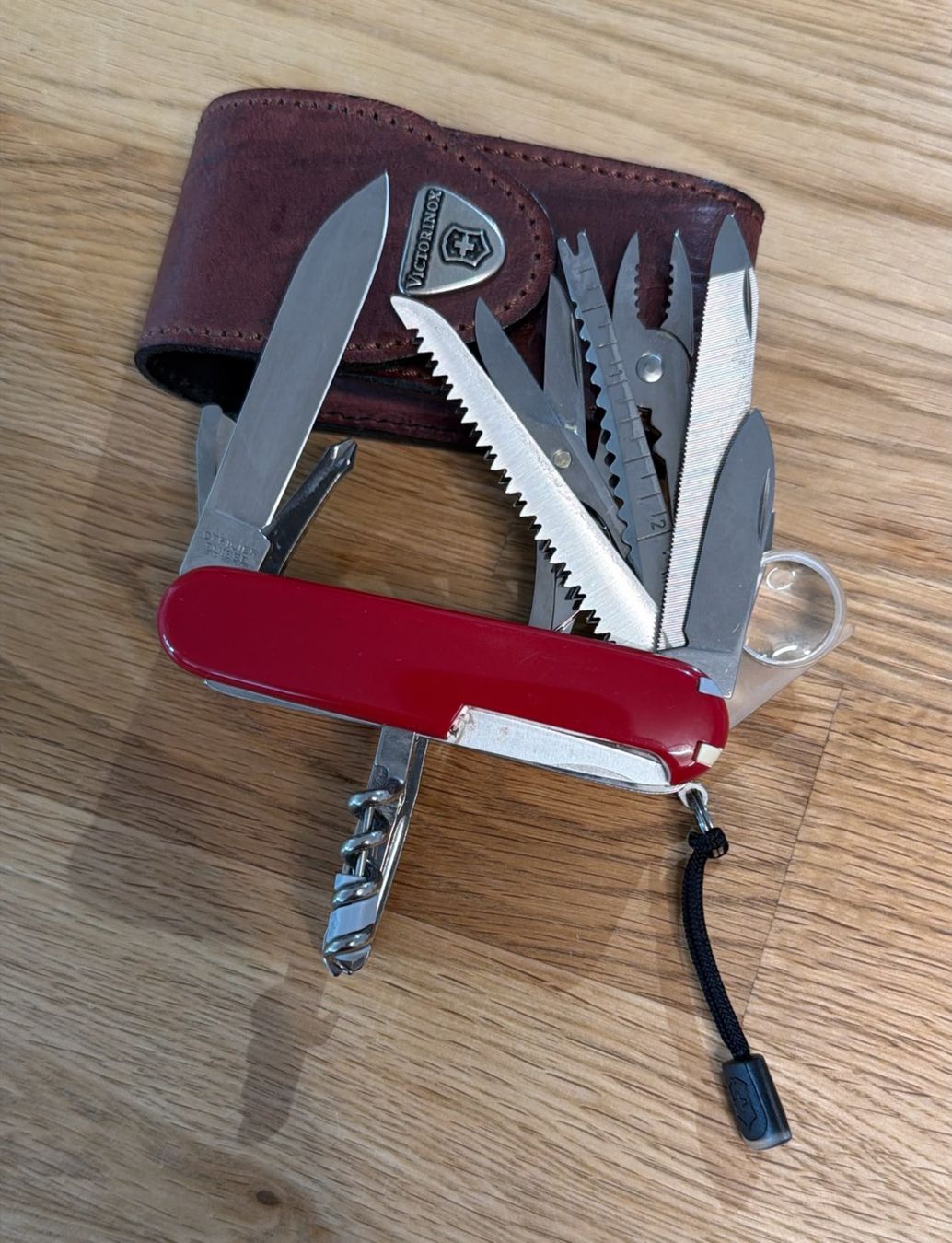 Victorinox Coltelli tascabile: VICTORINOX SACKMESSER MIT ETUI – Nuovo (secondo la descrizione) da Zürich venduto da Frei-Occasionen 3