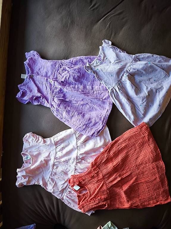Lotti & Set di vestiti: Mädchen Kleidungspaket Gr. 92  14 Teile  – Usato da Wabern venduto da hilap 1