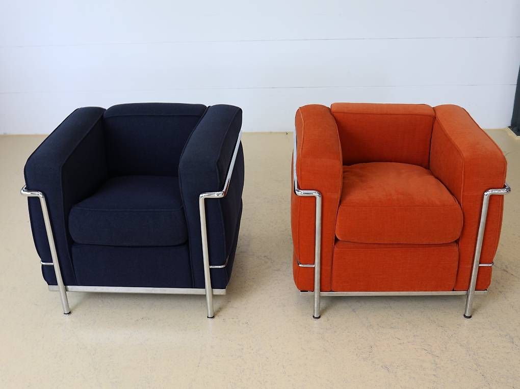 Le Corbusier Poltrone: Cassina LC2 Sessel Set | Orange & Dunkelblau – Usato da Meinisberg venduto da atelier_TILIJA 6