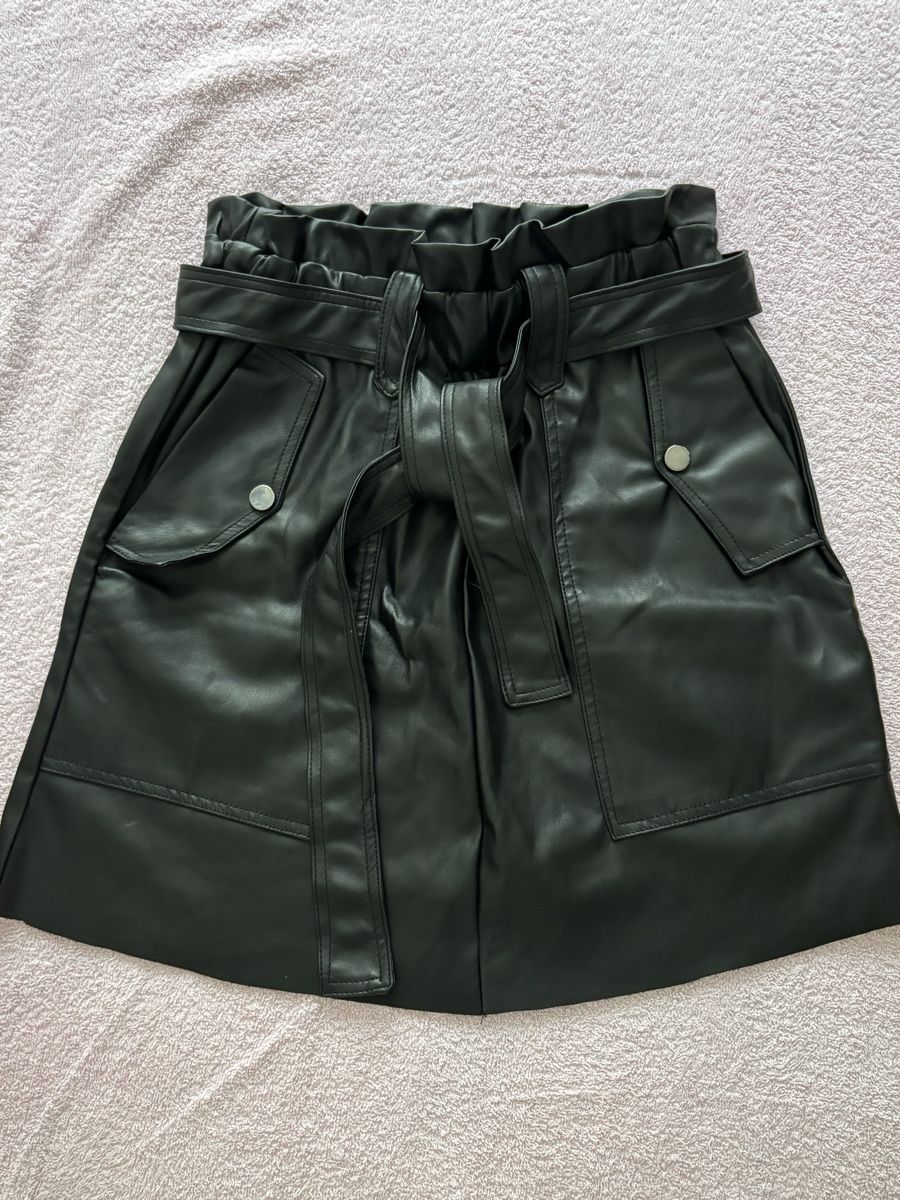 Jupes:  Lederoptik Rock schwarz Grösse 38 – Neuf (Voir description) à Arbon par Viktoriaa