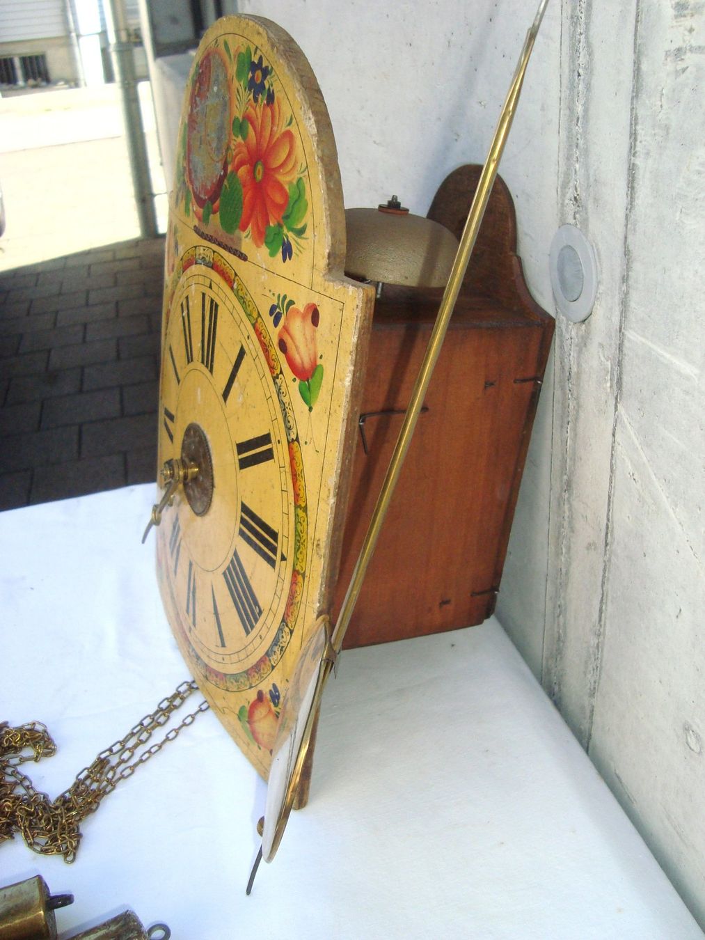 Orologi da terra & Orologi da parete: kleinere Schwarzwälder Uhr mit Wecker – Difettoso da Oberdorf NW venduto da Lufao 4