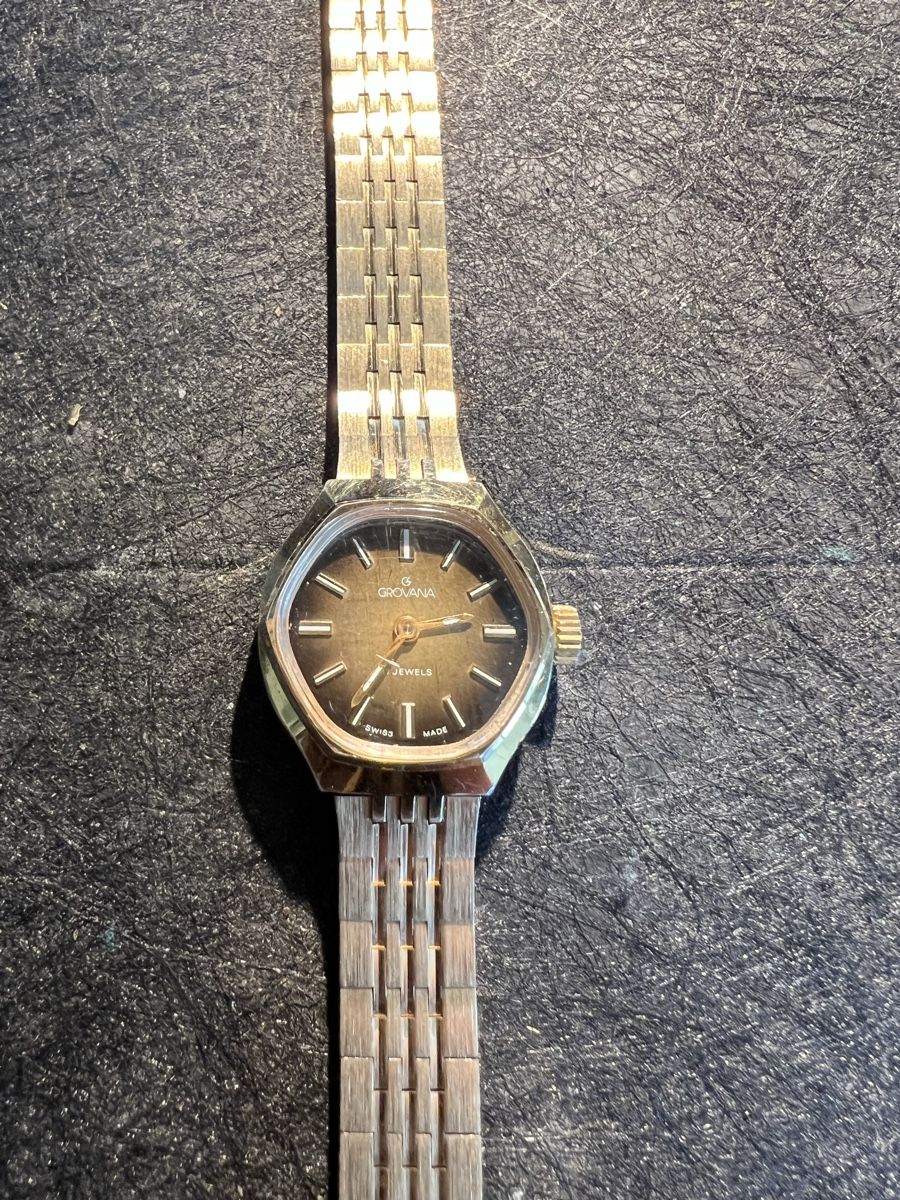 Montres: Grovana Uhr – D'occasion à Laufen par groove60 1