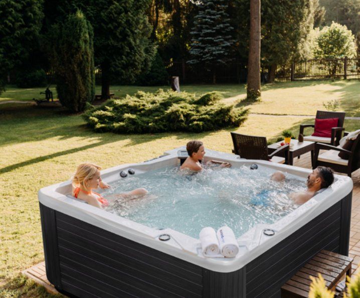 Jacuzzi Whirlpool: Spa Plug&Play 5 places Roma. – Nuovo e nell'imballaggio originale da Martigny venduto da ShowroomXL